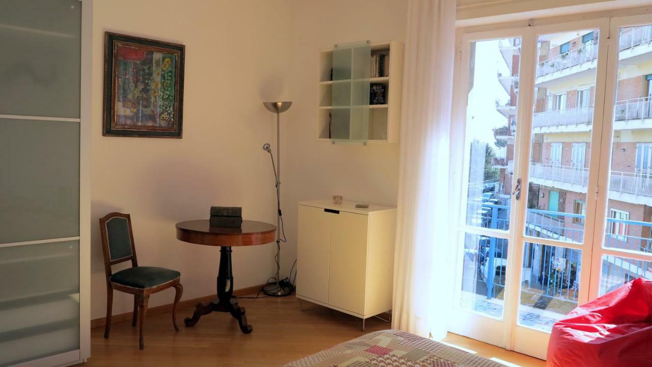 Spacious Panoramic Apartment - Half Way Center-Vomero District เนเปิลส์ ภายนอก รูปภาพ